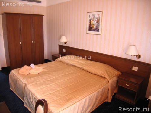 Imperial Hotel 13